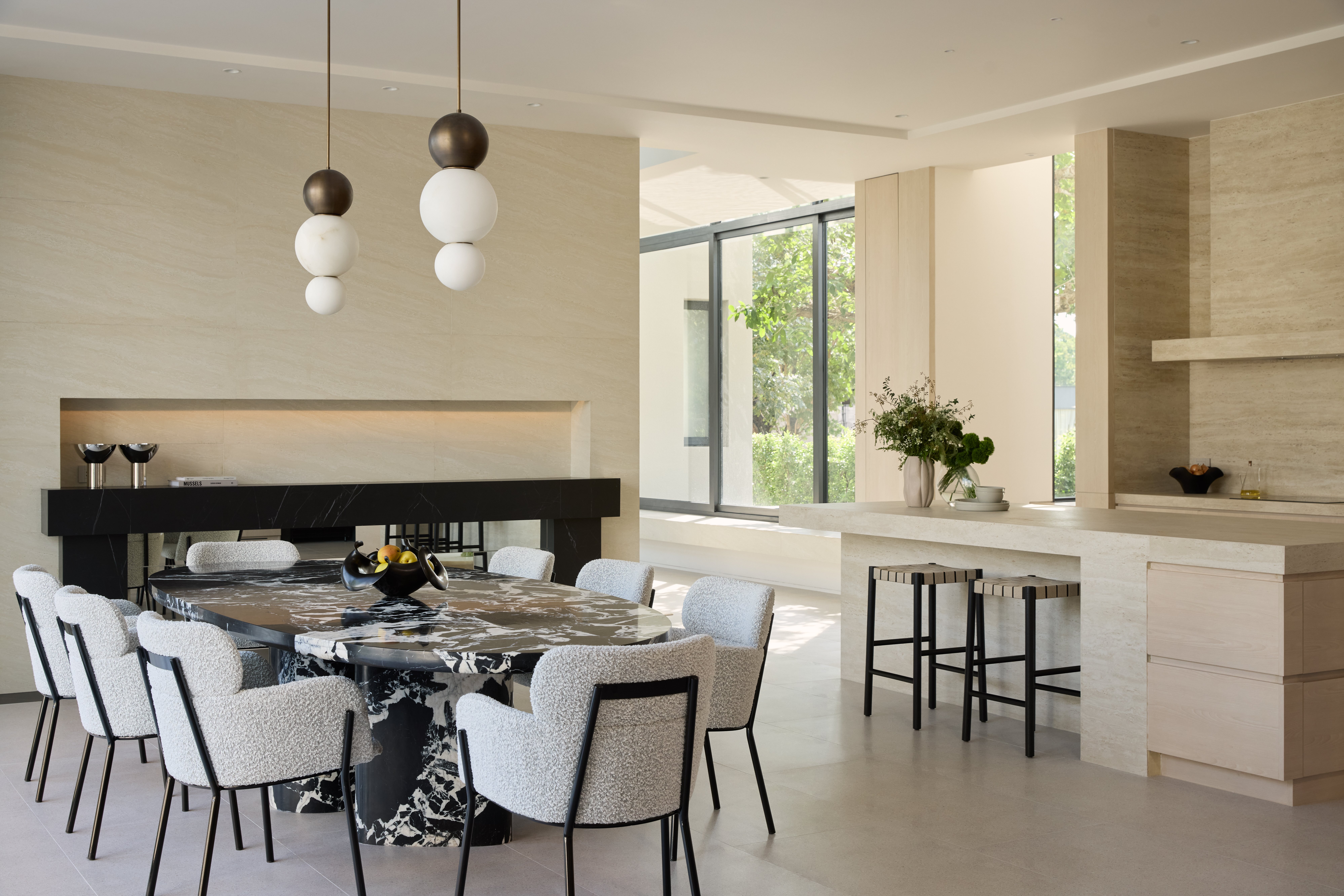 Lavish Estates 37